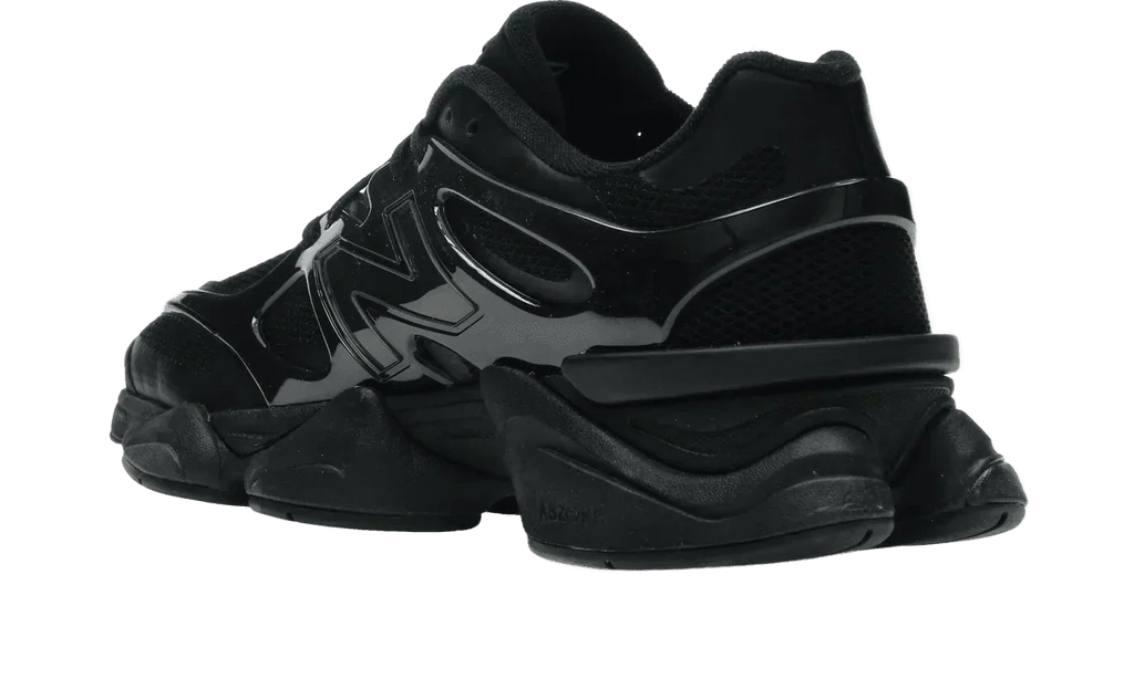 NB 9060 Sea Stone Black